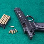 _22-Pistols-and-Handguns