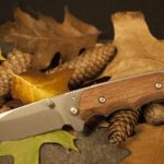 weapon knife carving